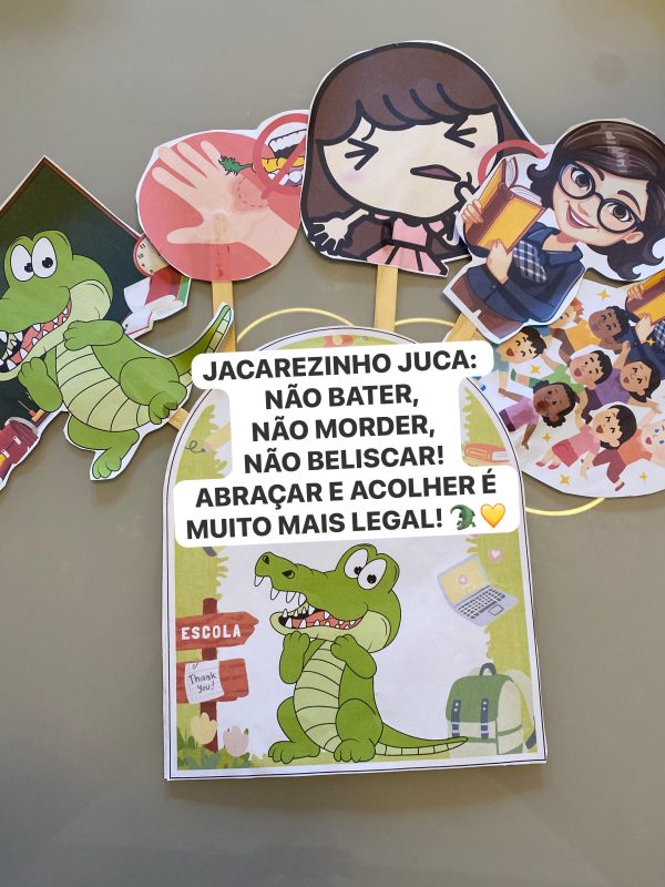 A Historinha do Jacarezinho Juca: NÃO BATER, NÃO MORDER, NÃO BELISCAR! ABRAÇAR E ACOLHER É MUITO MAIS LEGAL! 🐊💛 - Imagem 5
